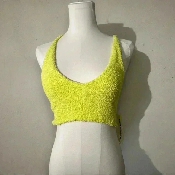 NWT URBAN OUTFITTERS CHARTRUESE TIE UP FUZZY TOP M - Picture 2 of 7